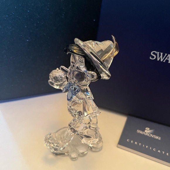 Swarovski Crystal Disney Apple Pinocchio MIB#1016766 Retired - Picture 5 of 6